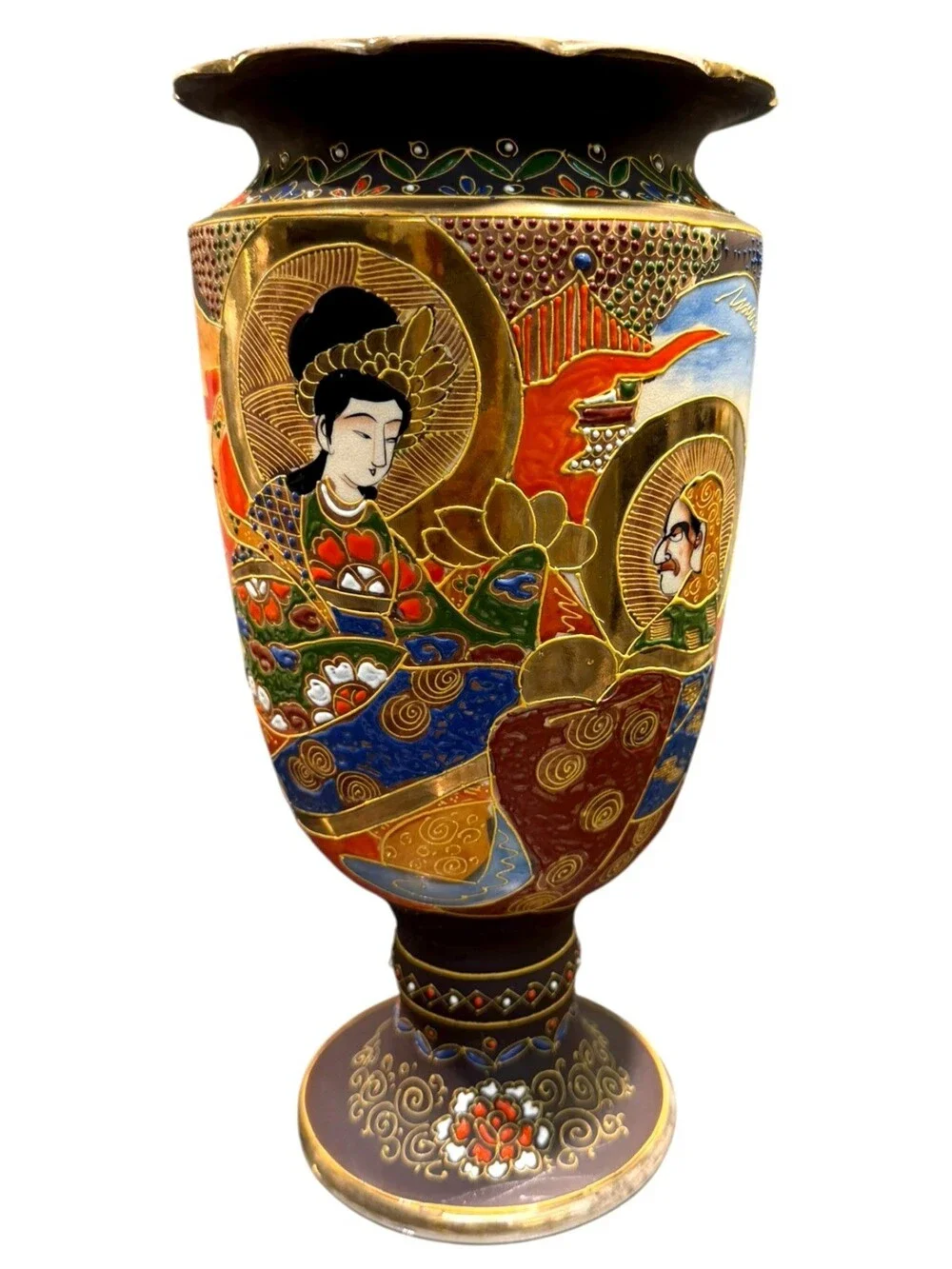 Vintage Japanese Satsuma Moriage Pedestal Vase Figural Gilt 12.25